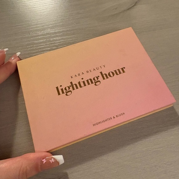 Kara Beauty Lighting Hour Eyeshadow Palette - Pink and Gold - Picture 1 of 3